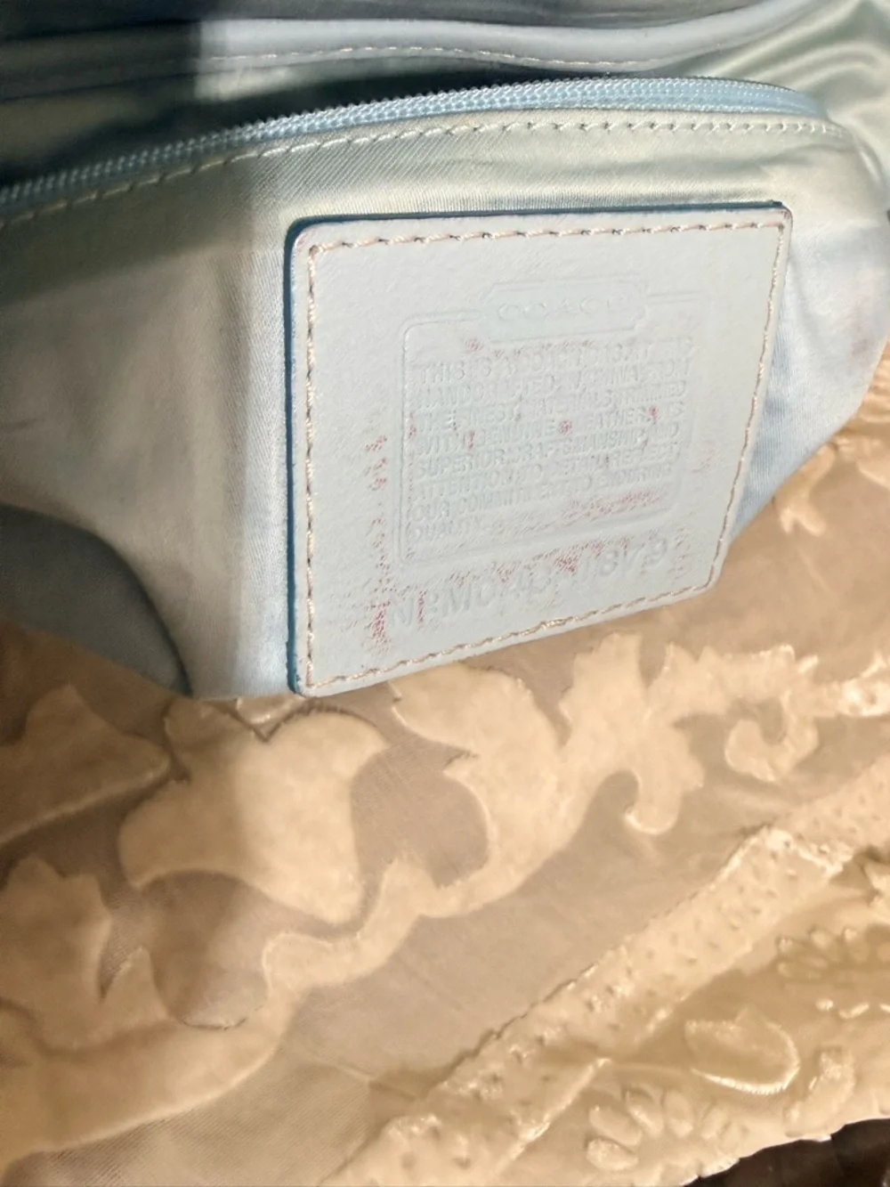 Vintage Coach Soho Hampton Flap Shoulder Bag Blue Cream Buckle Y2K - Picture 9 of 10